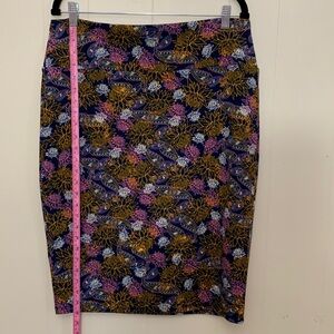 LuLaRoe Navy Floral Sketch Skirt Size XL